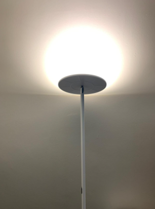 Brightech SKY light